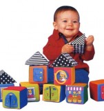 Как играть с ребенком в кубики